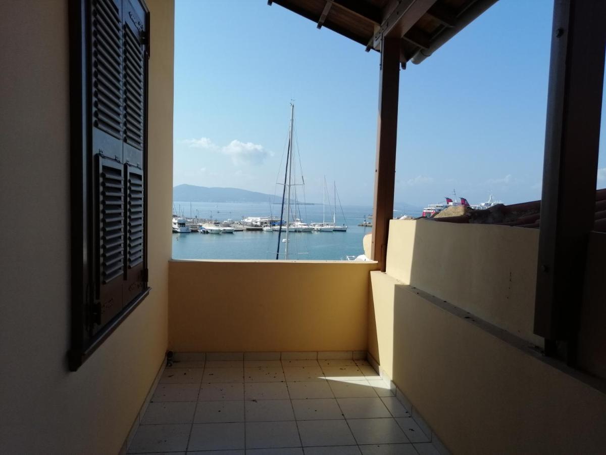 Aegina Port Apt 2-Διαμέρισμα Στο Λιμάνι Της Αίγινας 2 Exterior foto