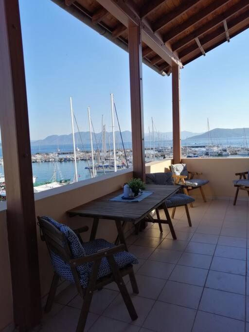 Aegina Port Apt 2-Διαμέρισμα Στο Λιμάνι Της Αίγινας 2 Exterior foto